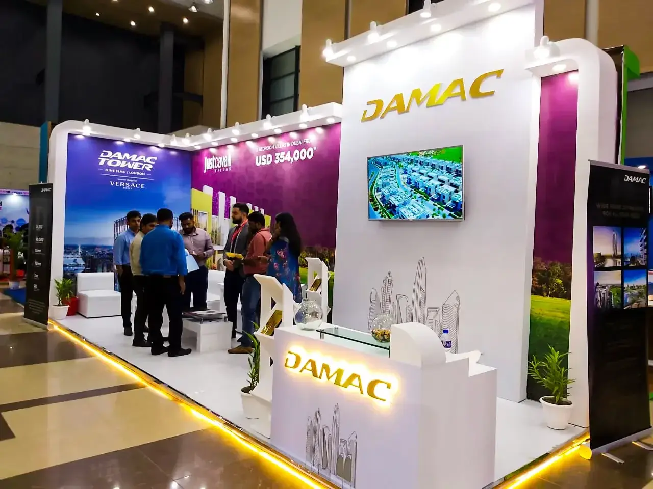 Industrial Equipment & Heavy Machinery Trade Booth